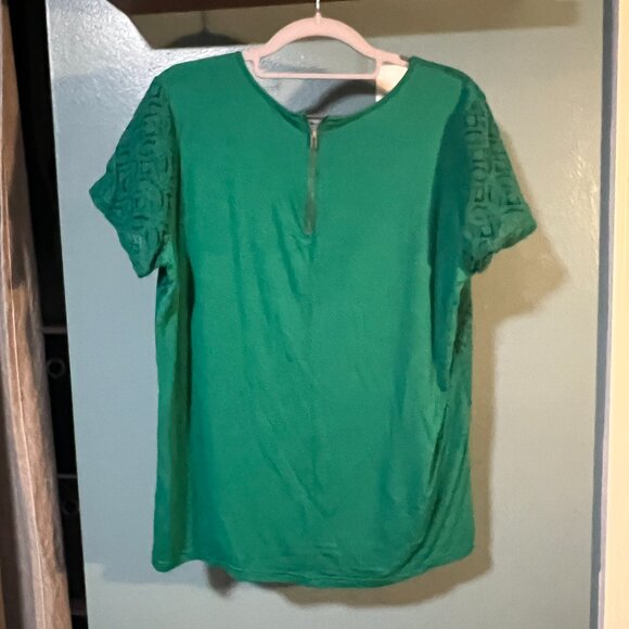 Women's Market & Spruce Green Shirt - Picture 2 of 3